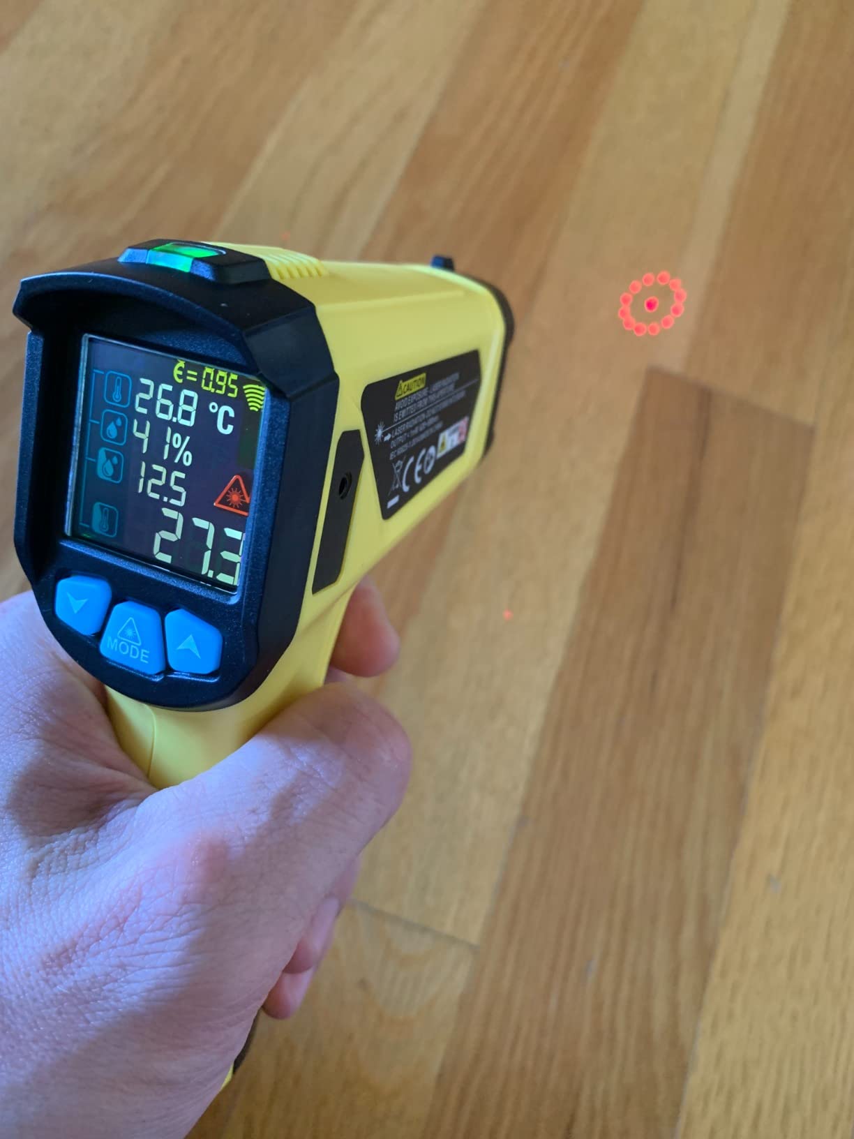 Infrared Thermometer Gun, Non Contact Digital Laser Thermometer Temperature Gun with Color LCD for Cooking, Home Repairs, Humidity Measurement, Adjustable Emissivity -58°F to 1472°F(-50~800°C) customer photo 2
