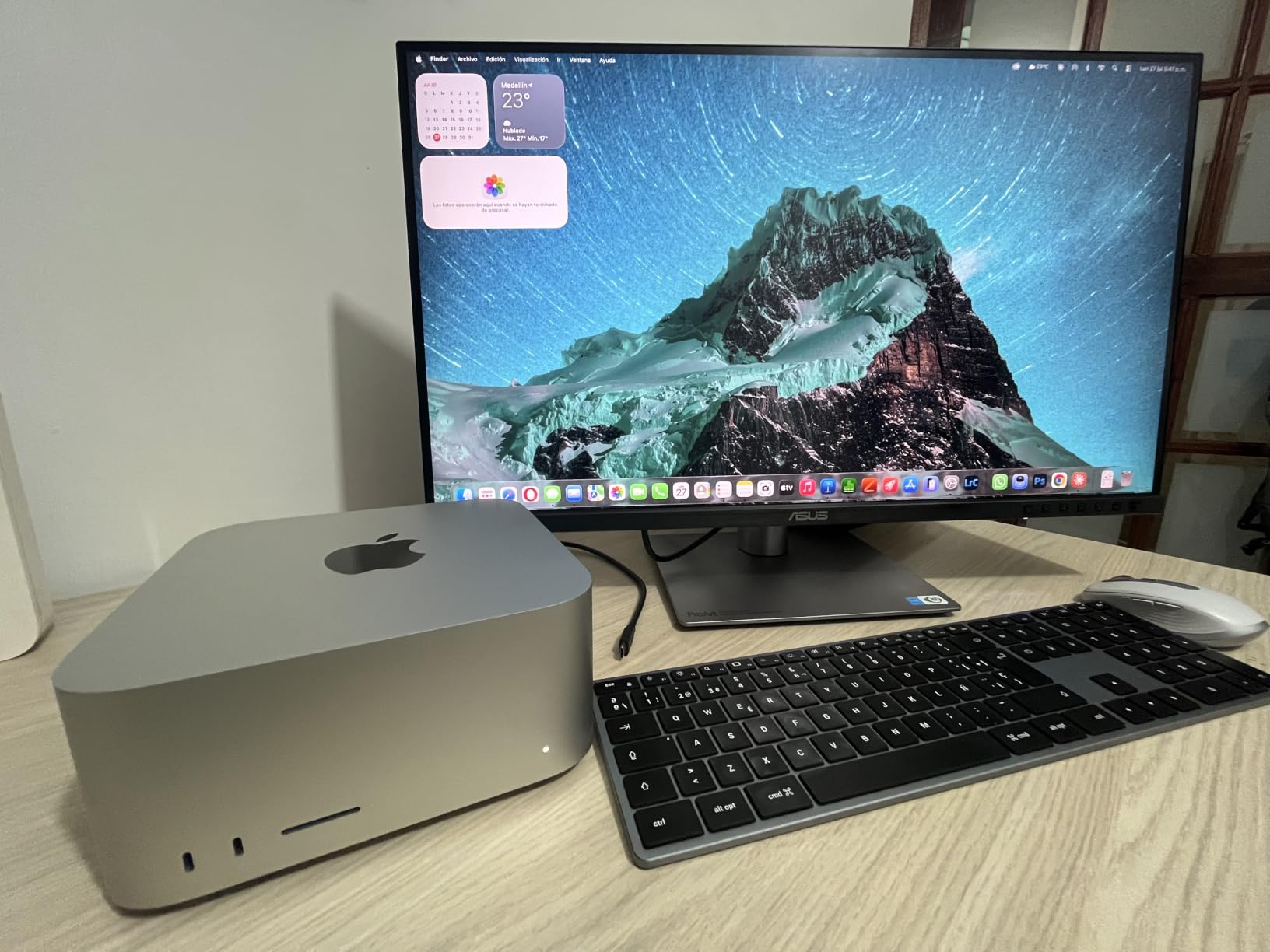 ASUS ProArt PA279CRV 27 Inch 4K UHD USB-C HDR Professional Monitor for Mac customer photo 1