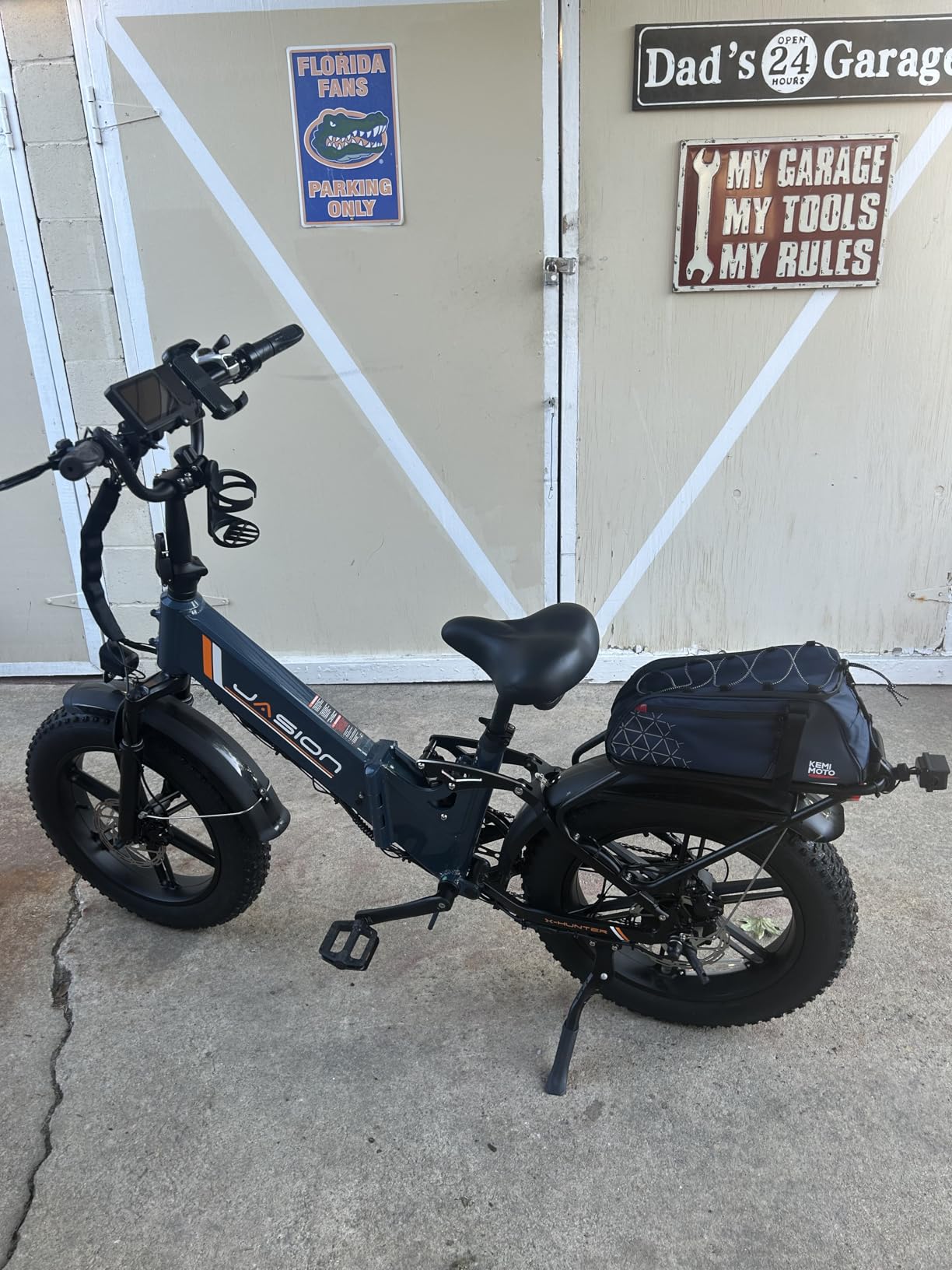 KEMIMOTO Rear Bike Rack Bag - 8L PVC Water Resistant Ebike Bags for Bicycle customer photo 1