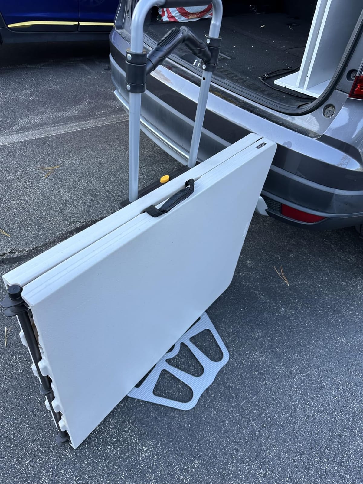 330 LB Capacity Folding Hand Truck Dolly Cart, Portable Aluminum Dolly Cart with Telescoping Handle and Rubber Wheels for Moving,Shopping,Travel,Office Use. customer photo 1