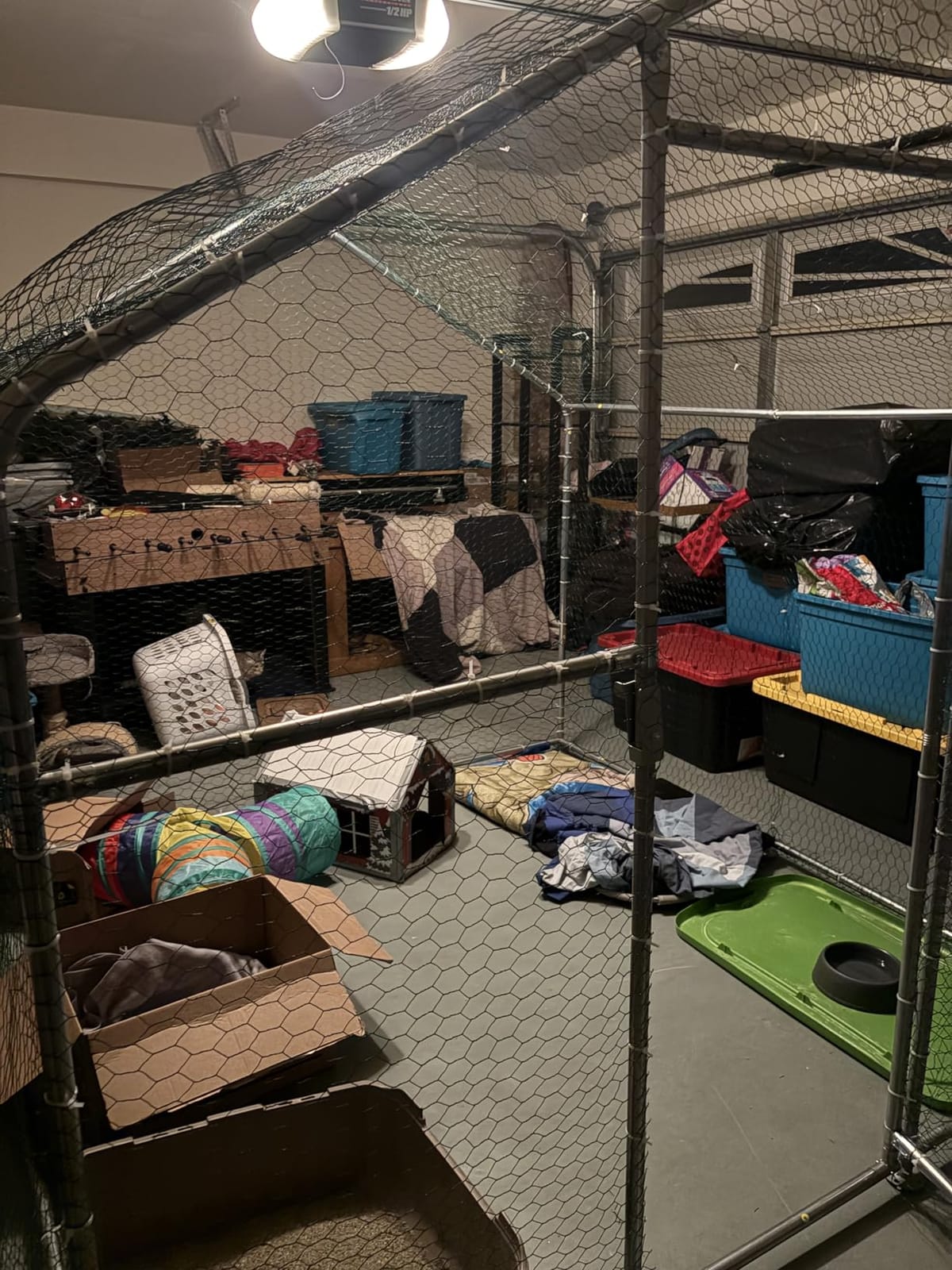 Sino Luban Large Metal Chicken Coop Run for 10 Chickens/Ducks, Chicken Runs for Yard with Waterproof Cover, Chicken Enclosure Chicken Pen Outdoor, Walk-in Poultry Cage (Upgrade Wall Support Brace) customer photo 1