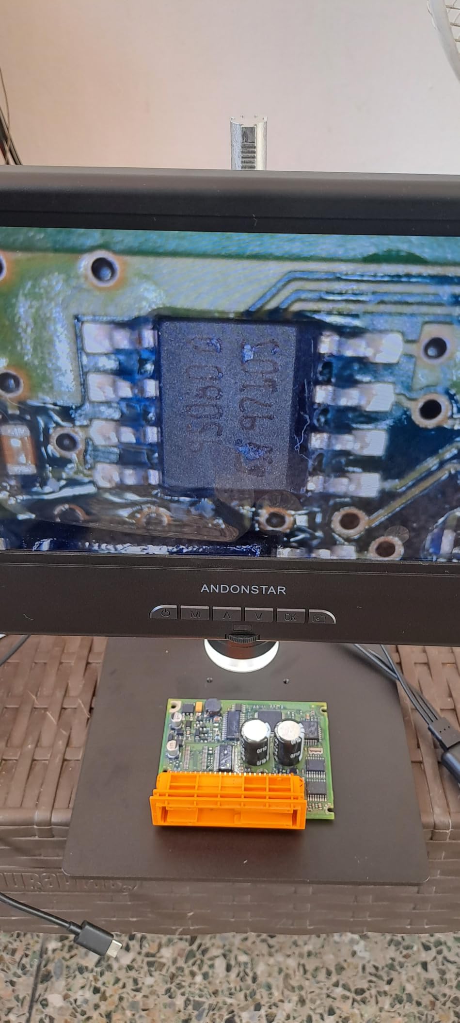Andonstar AD210 10.1 Inch LCD Digital Microscope for Soldering, Coin customer photo 1