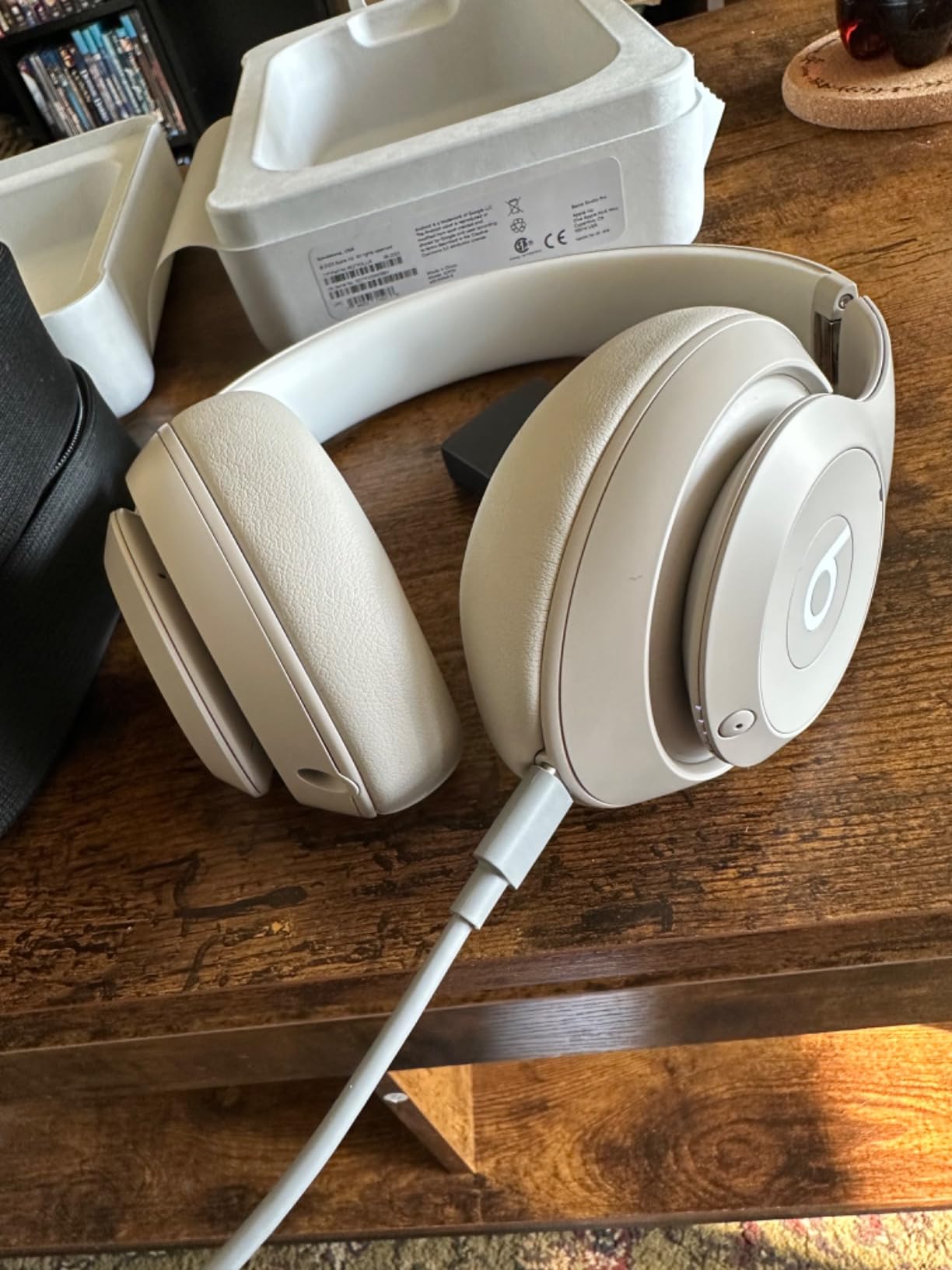 Beats Studio Pro Premium Wireless Over-Ear Headphones- Up to 40-Hour Battery Life, Active Noise Cancelling, Great for Travel & Commuting, USB-C Lossless Audio, Apple & Android Compatible -Black customer photo 2