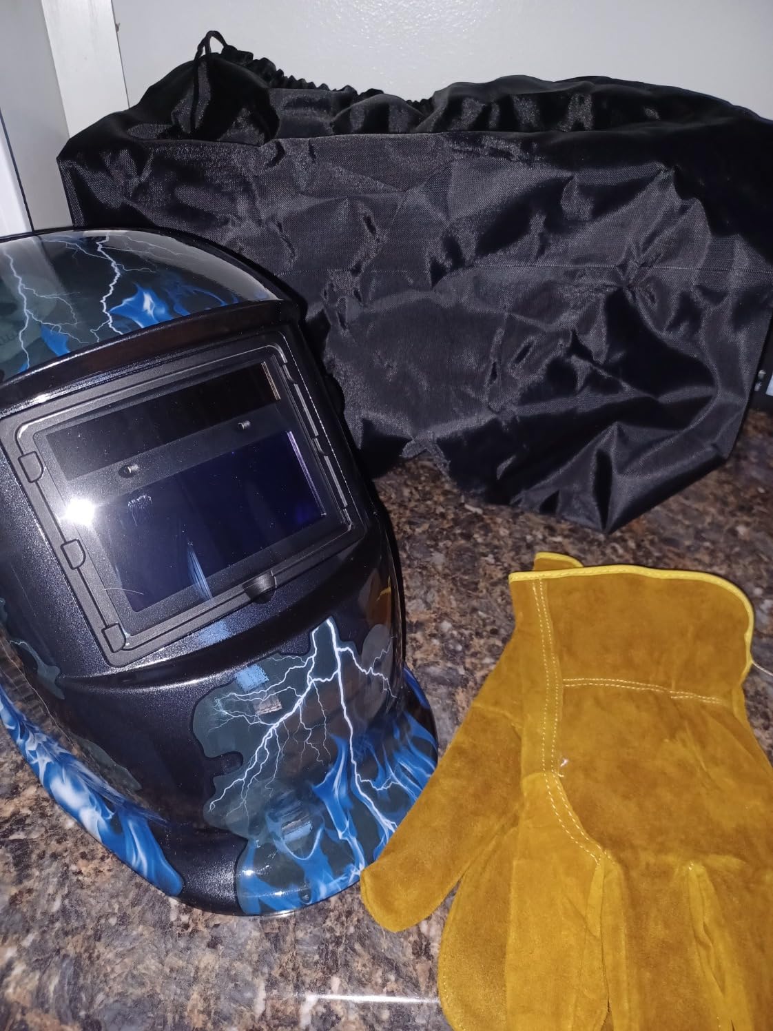 Welding Helmet True Color Auto Darkening Hood with Adjustable Shade Range 4/9-13 for TIG MIG ARC Welder Mask customer photo 1