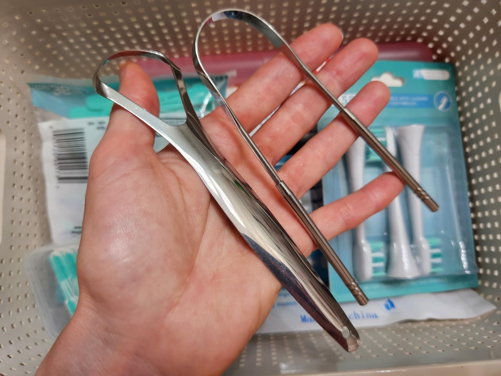 3 Pack Tongue Scraper for Adults, Stainless Steel Tongue Cleaners customer photo 1