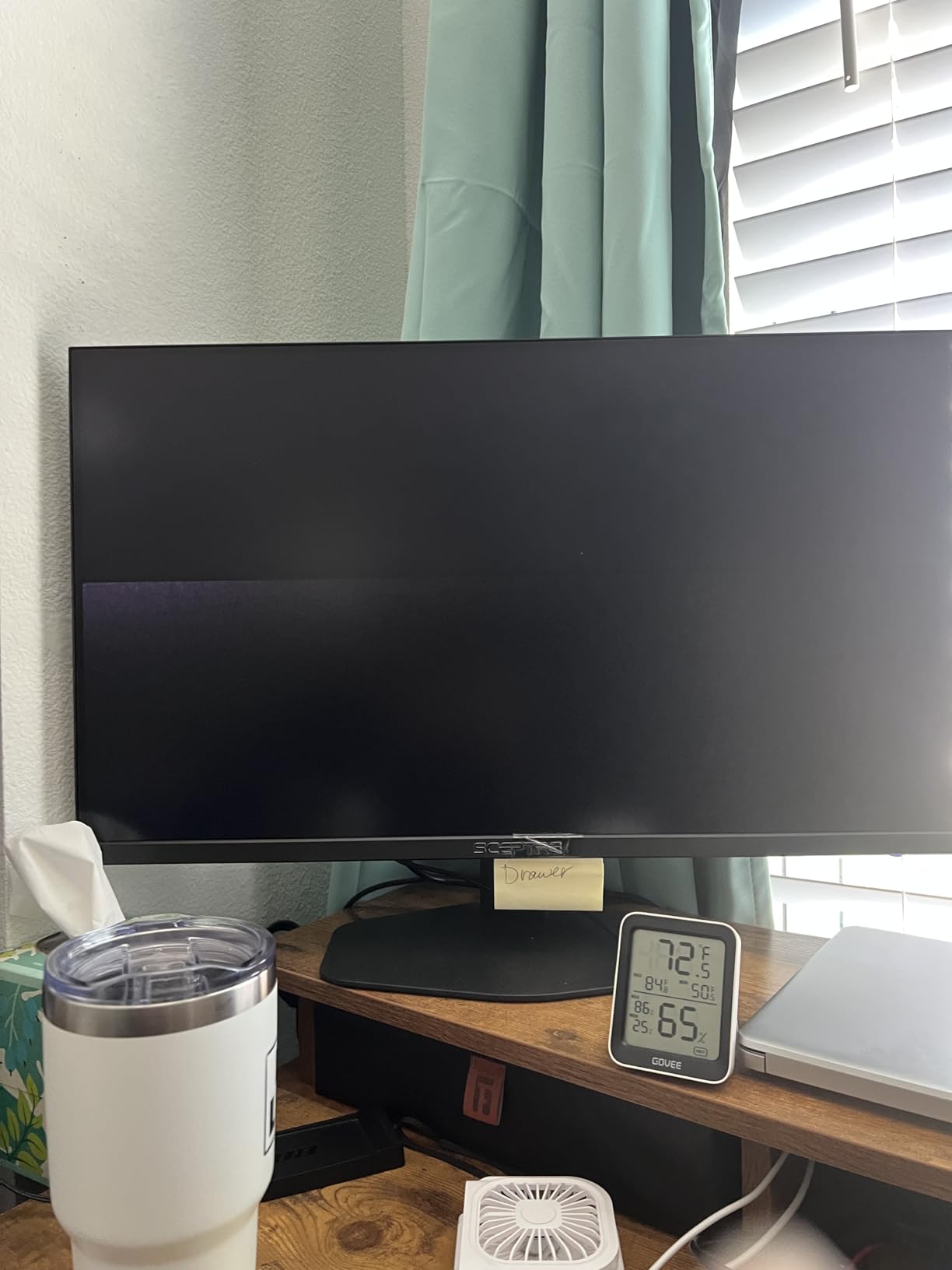 Sceptre 27-inch Prime Gaming Monitor 100Hz 1ms DisplayPort HDMI x2 100% sRGB AMD FreeSync Build-in Speakers, Eye Care Frameless Machine Black 2025 (E275W-FW100T Series) customer photo 1