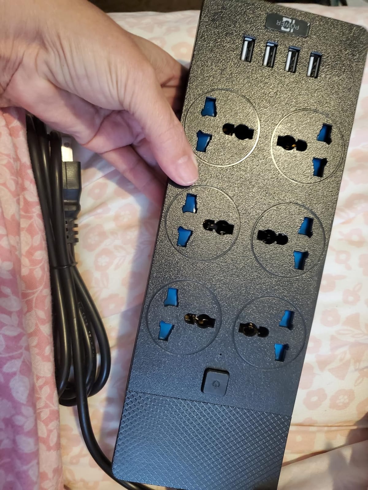 European Travel Plug Adapter, Jumpso Universal Power Strip with 6 AC Outlets and 4 USB Ports (1 USB C), 110-240v, 3000w 6ft Extension Cord International Power Adapter for Overseas Travel Essentials customer photo 2