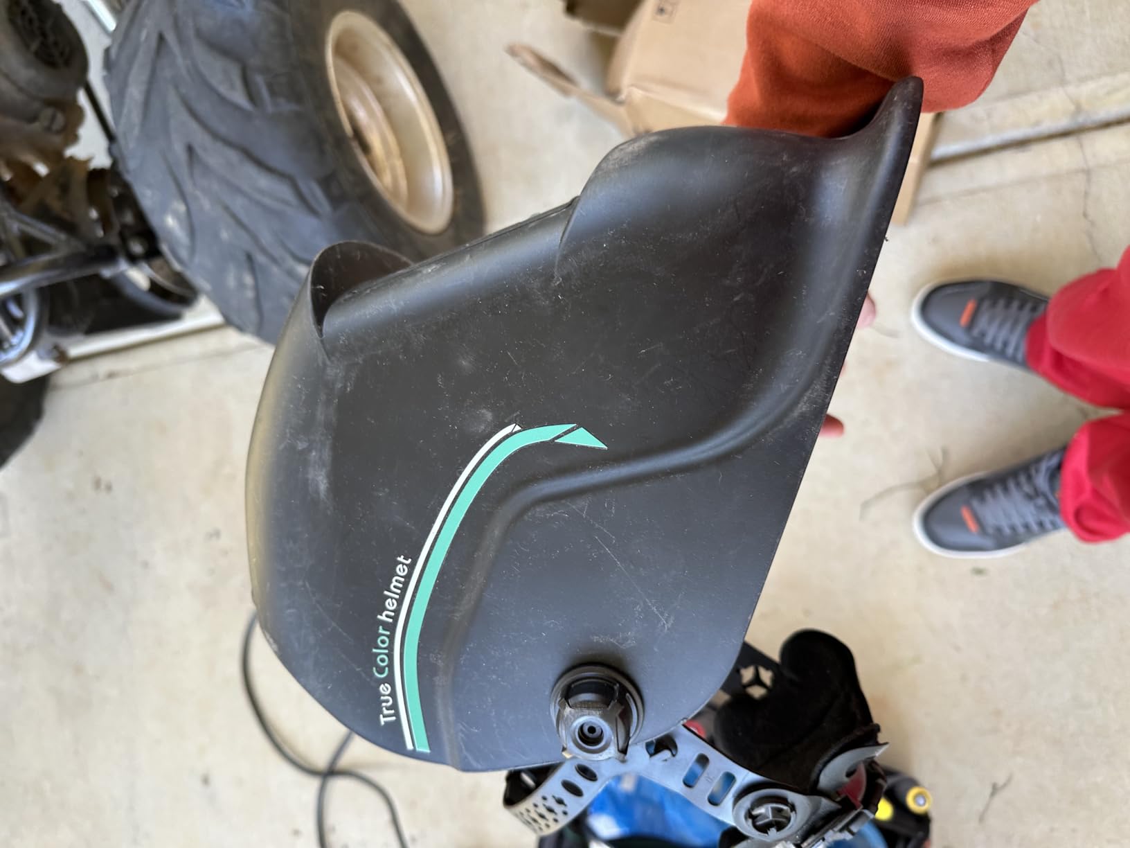 Auto-Darkening Welding Helmet, True Color, Shade 4/9-13 customer photo 1