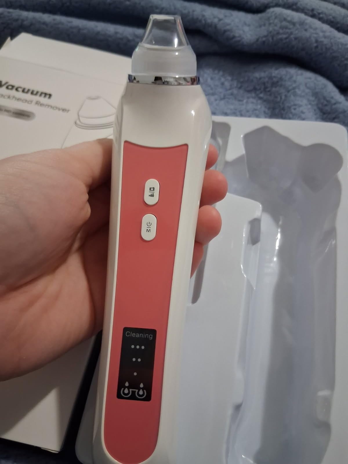Blackhead Remover with Camera, 3 Levels, 6 Heads, USB Rechargeable customer photo 2