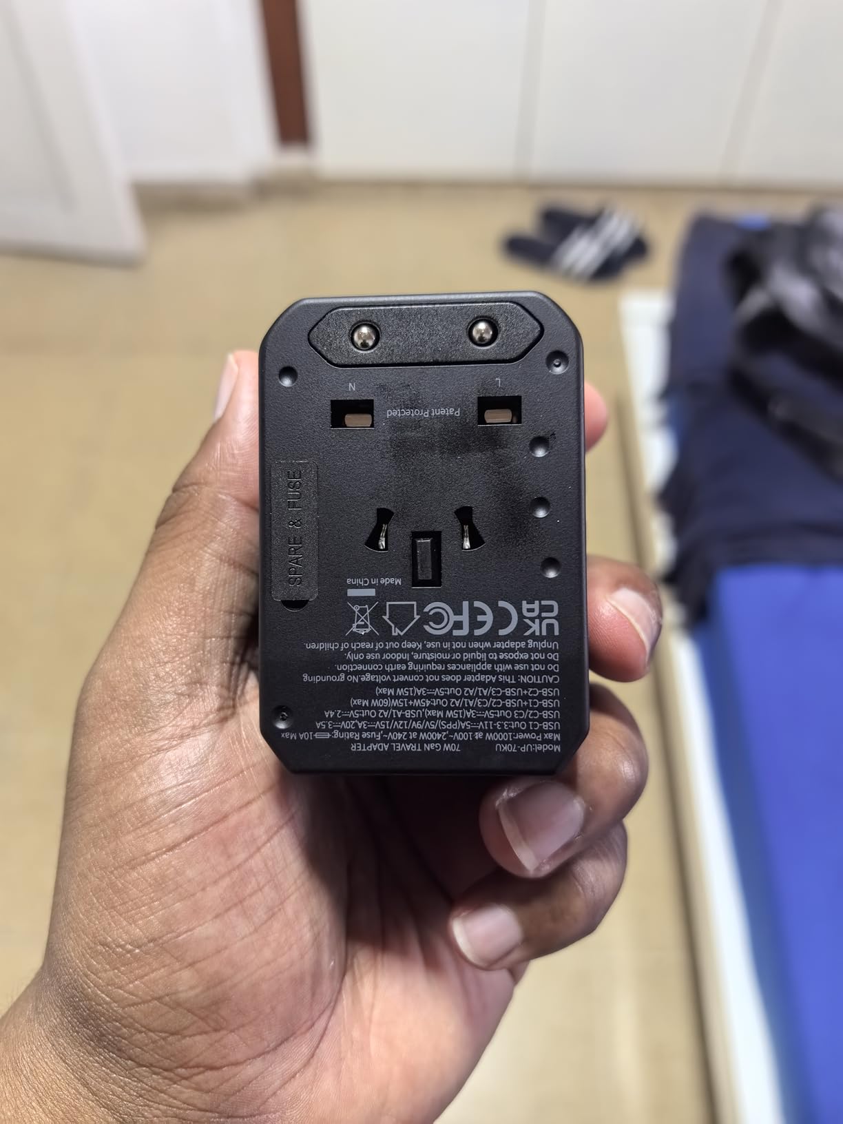 Ceptics 70W GAN Universal Travel Adapter, 2 USB-A, 3 USB-C, Universal Input customer photo 2