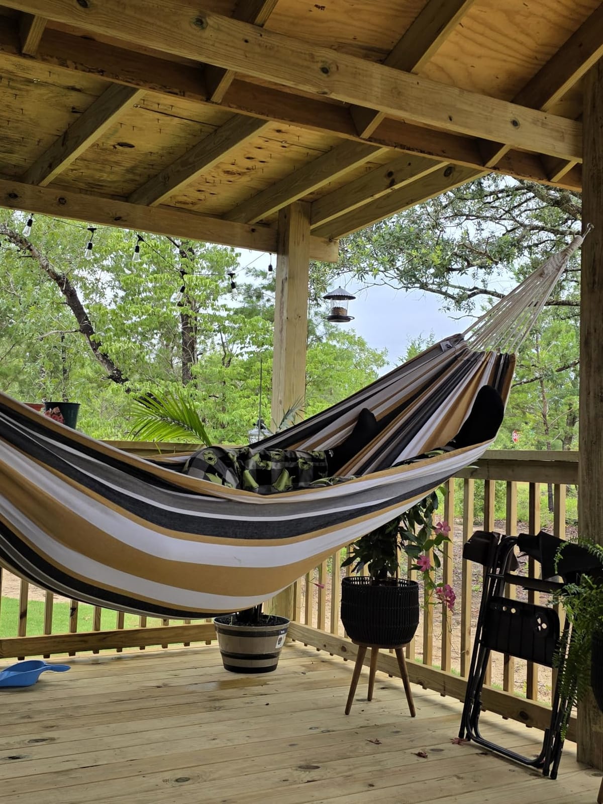 SUNCREAT Portable Camping Hammock for Outside, Heavy Duty 2 Person Hammock Bed for Tree, Beige with Tassels customer photo 2