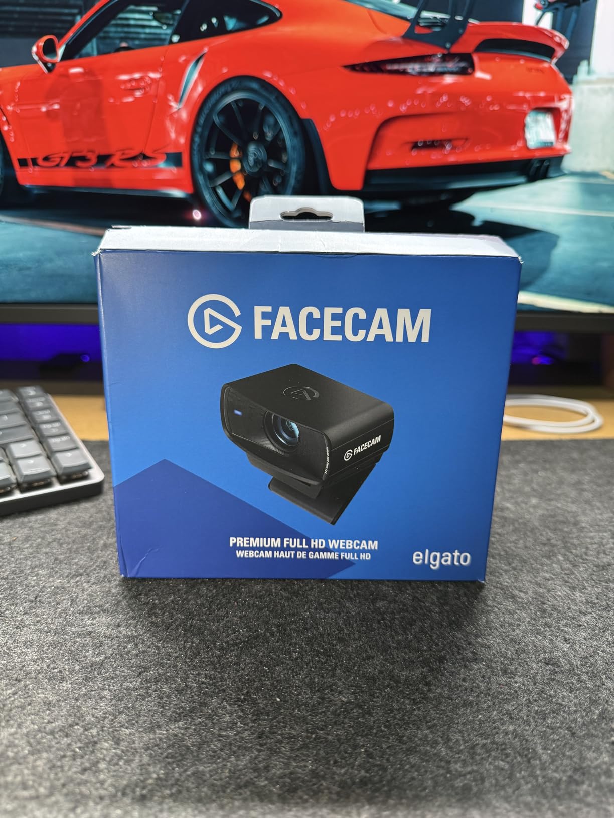 Elgato Facecam MK.2, Premium Full HD Webcam, HDR customer photo 2