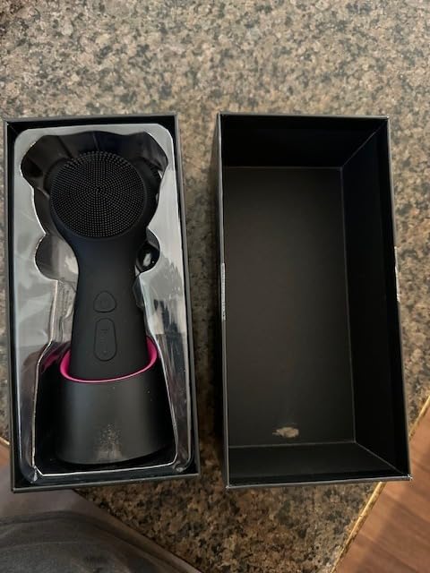 Silicone Face Scrubber Exfoliator Electric for Men Women, Rechargeable Facial Cleansing Brush with Wireless Charging Dock, Waterproof Sonic Vibrating Face Scrub Brush Cleanser for Exfoliating, Black customer photo 1