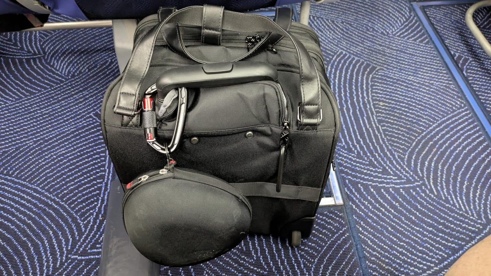 LUGGEX Underseat Carry On Bag, Dark Scarlet, 16