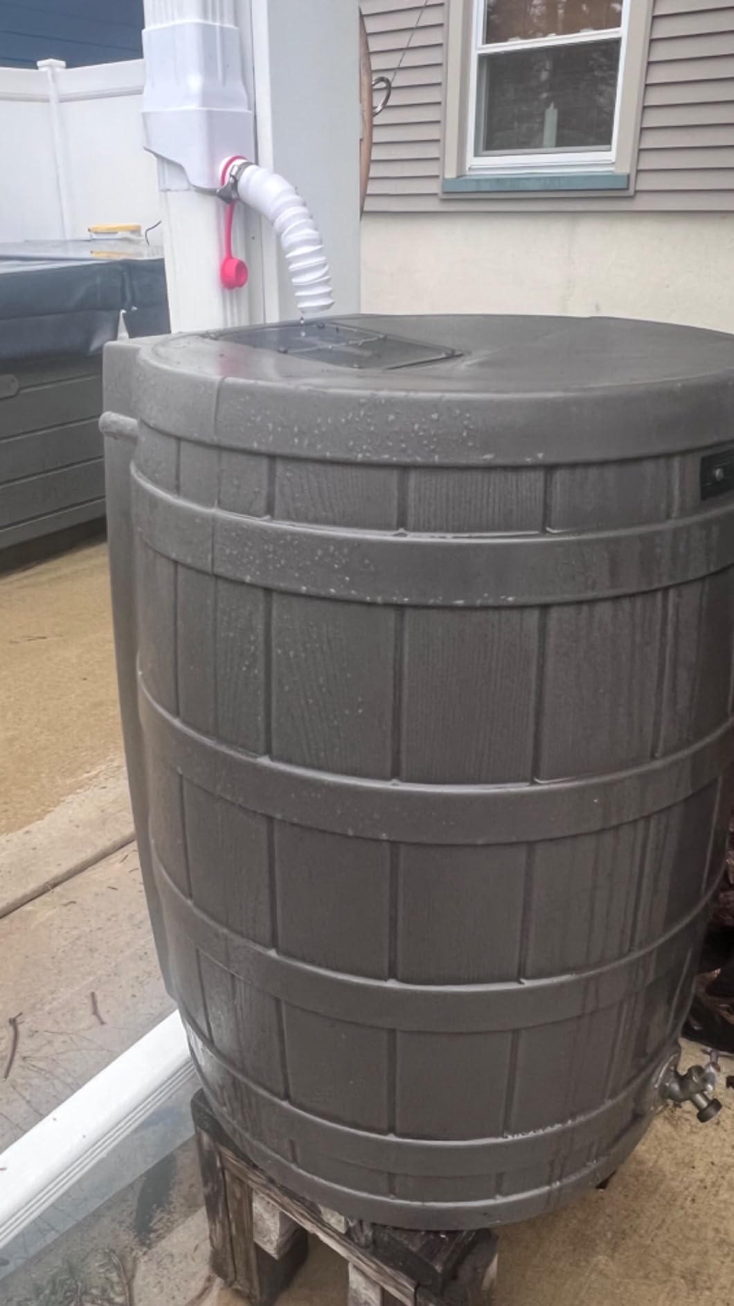 Good Ideas Rain Wizard Water Collection Barrel, 50 Gallon, Gray customer photo 2