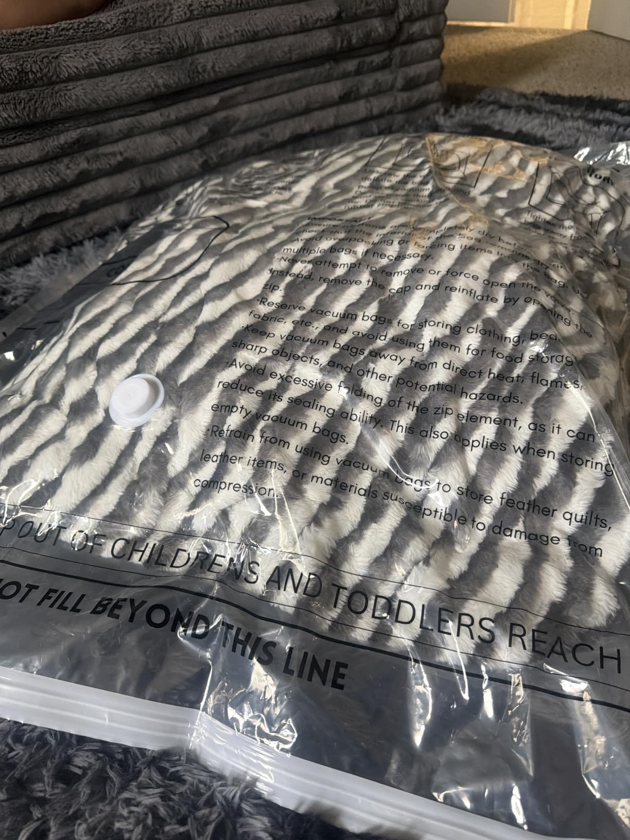 8 Pack XXL & Jumbo Space Saver Vacuum Storage Bags customer photo 2