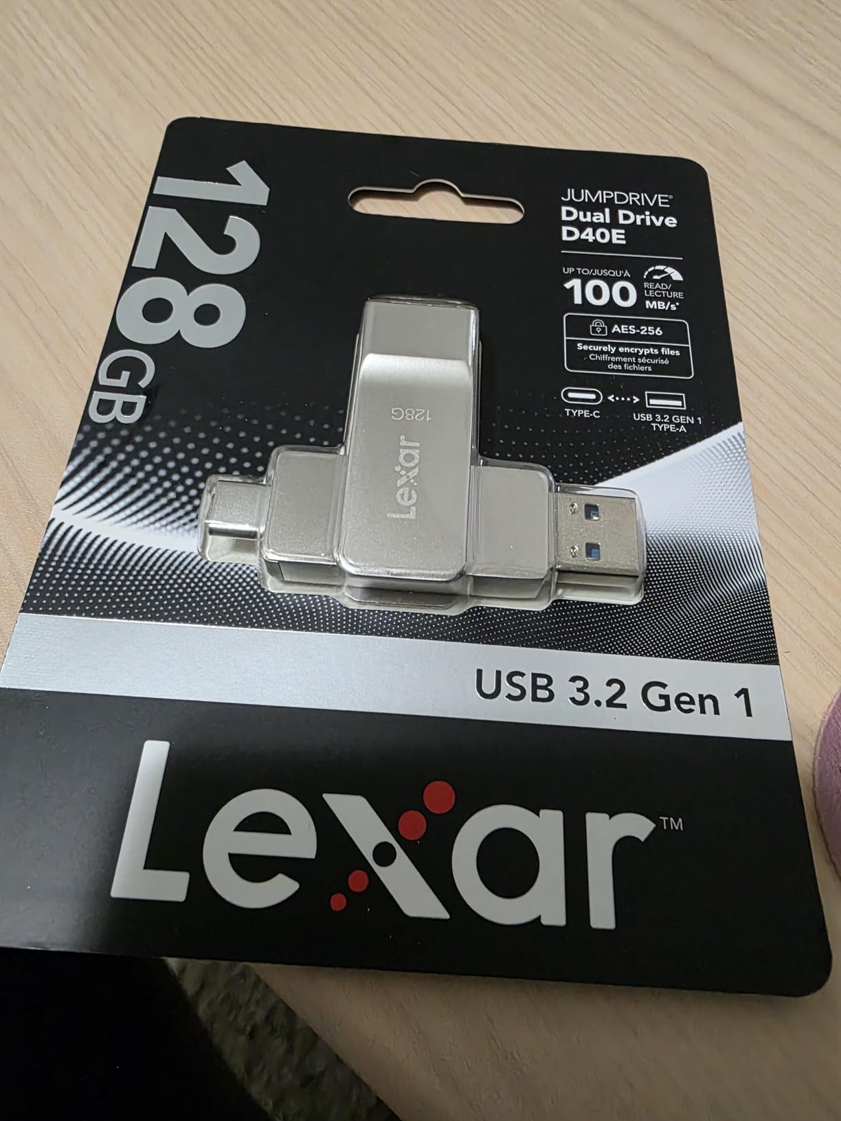 Lexar D40E 128GB Dual USB 3.2 Gen 1 Type-C Jump Drive, Champagne Silver customer photo 1