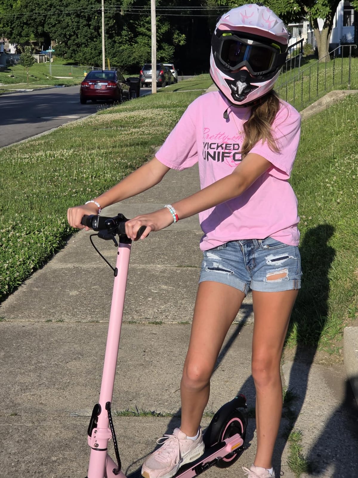 iScooter Electric Scooter for Adults, Foldable E-Scooter for Commuting customer photo 1