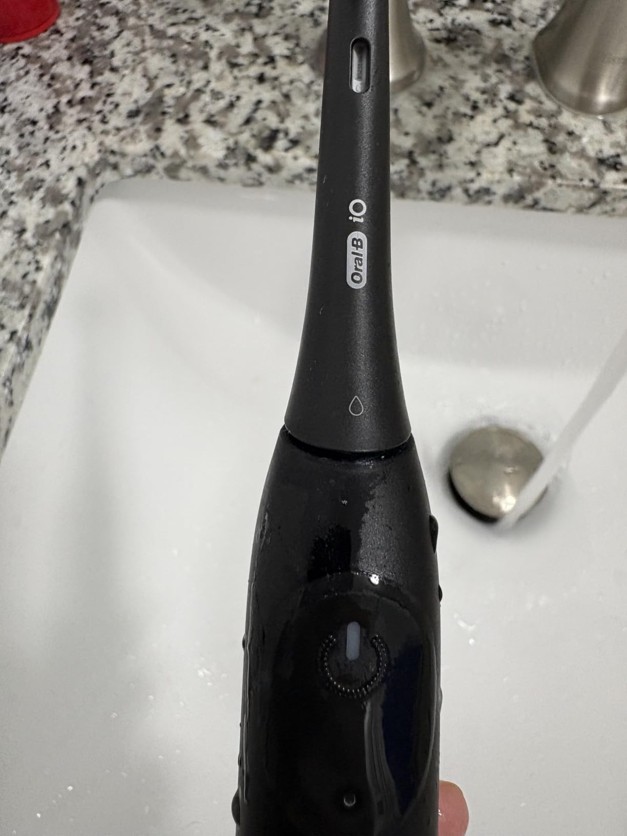 Oral-B iO Series 2 Limited Simple Clean Rechargeable Electric Toothbrush for Adults, Night Black, 3 Modes, Automatic Pressure Sensor for Gum Care, Travel Case customer photo 2