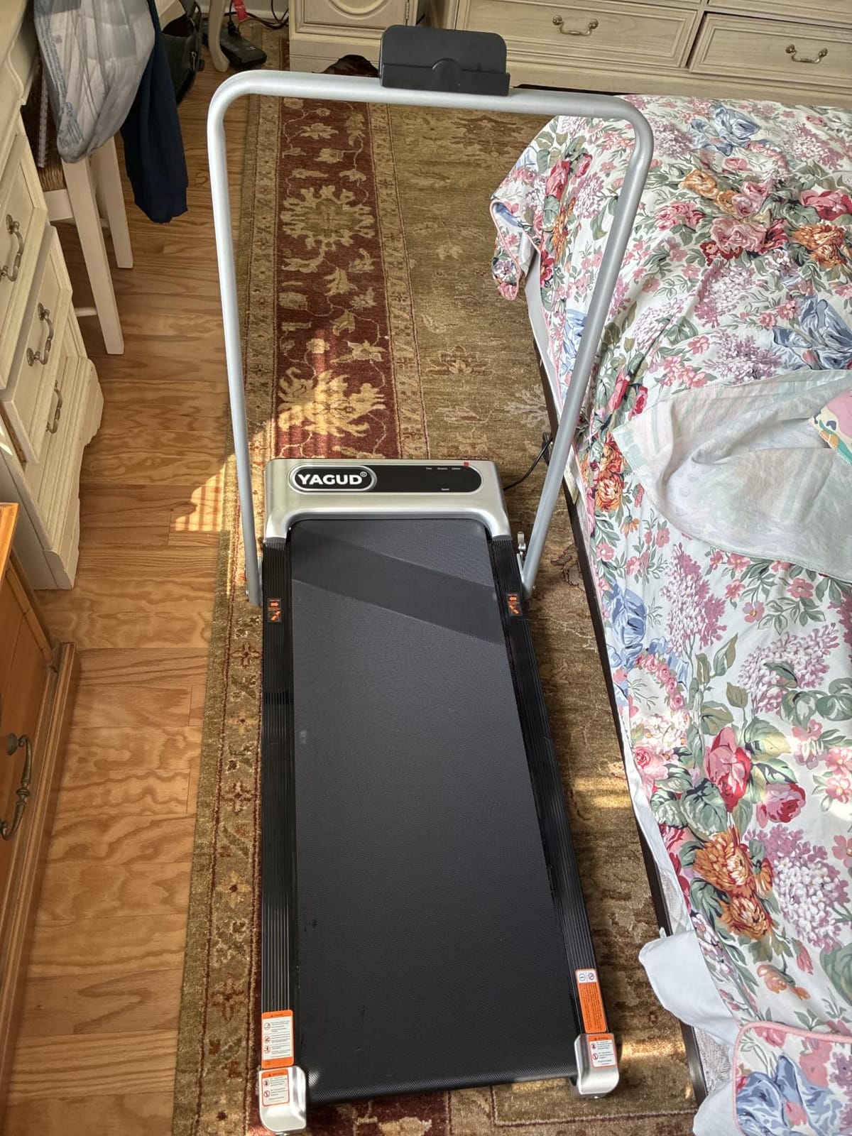 Yagud Walking Pad, Walking Pad Treadmill for Home Office, Portable Under Desk Treadmill with Remote Control and LED Display, Walking Jogging Running Machine customer photo 2