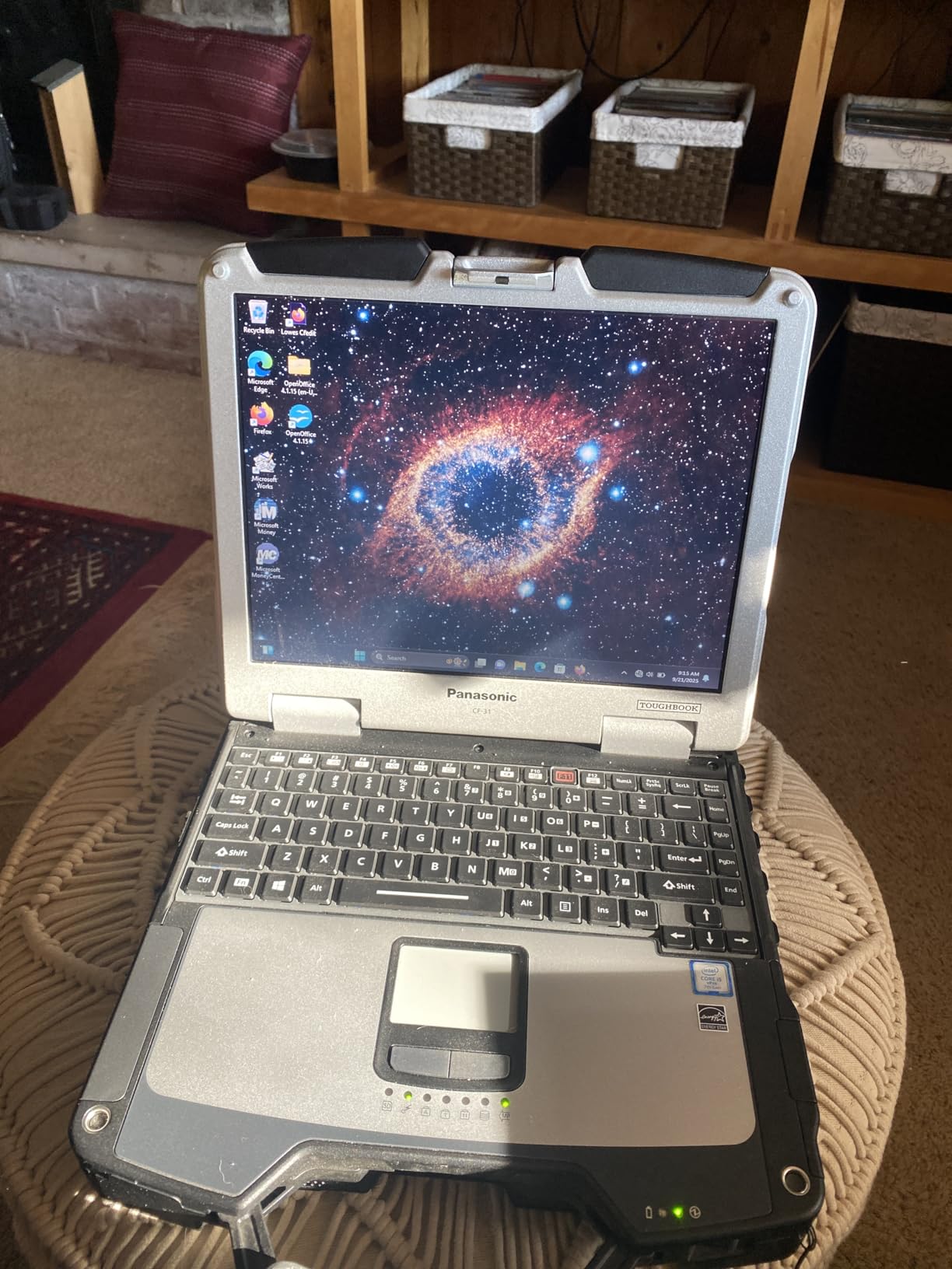 Panasonic Toughbook 31, CF-31 MK6, 13.1-inch XGA Touch, Intel Core i5-7300U @2.60GHz, 32GB, 1TB SSD, 4G LTE Multi Carrier, Emissive Backlit Keyboard, Windows 11 Pro (Renewed) customer photo 1