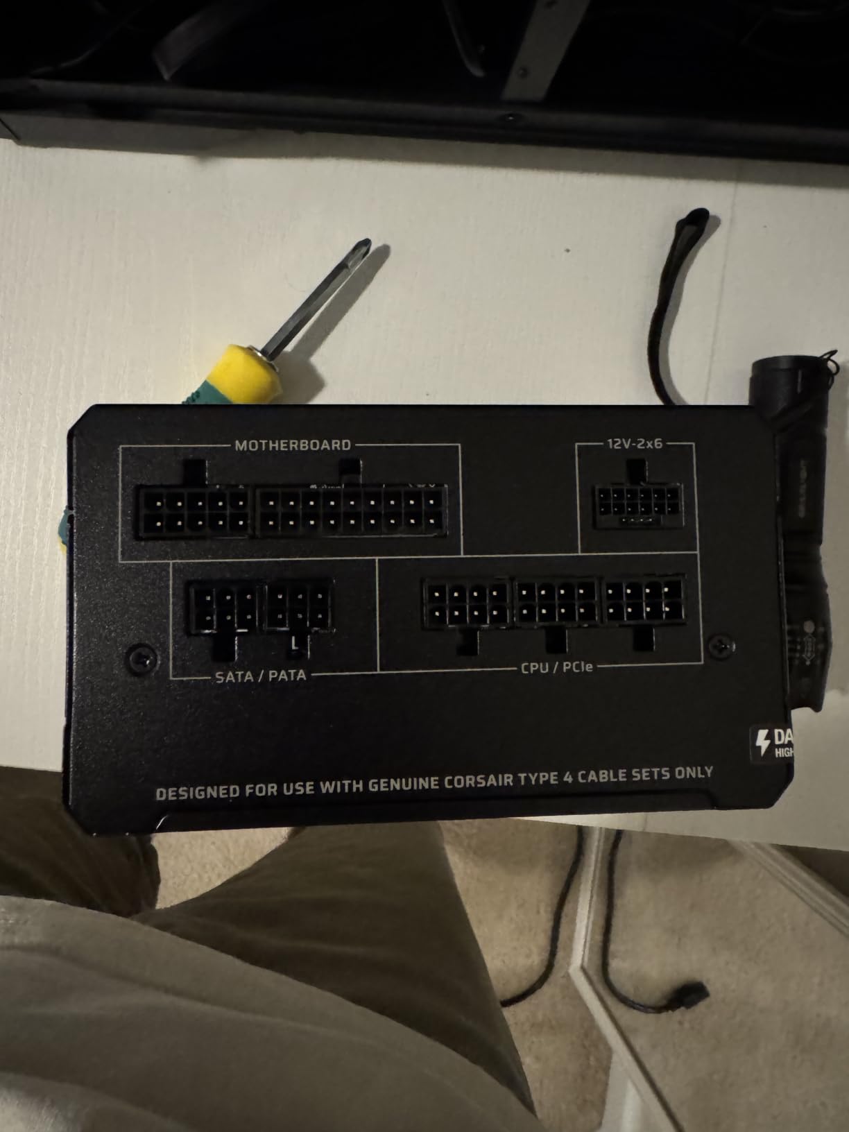 CORSAIR RM850e (2025) ATX 3.1 PCIe 5.1 Ready 850W Power Supply – Black customer photo 1