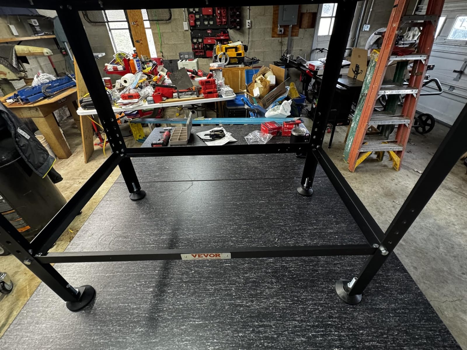 VEVOR Welding Table 36