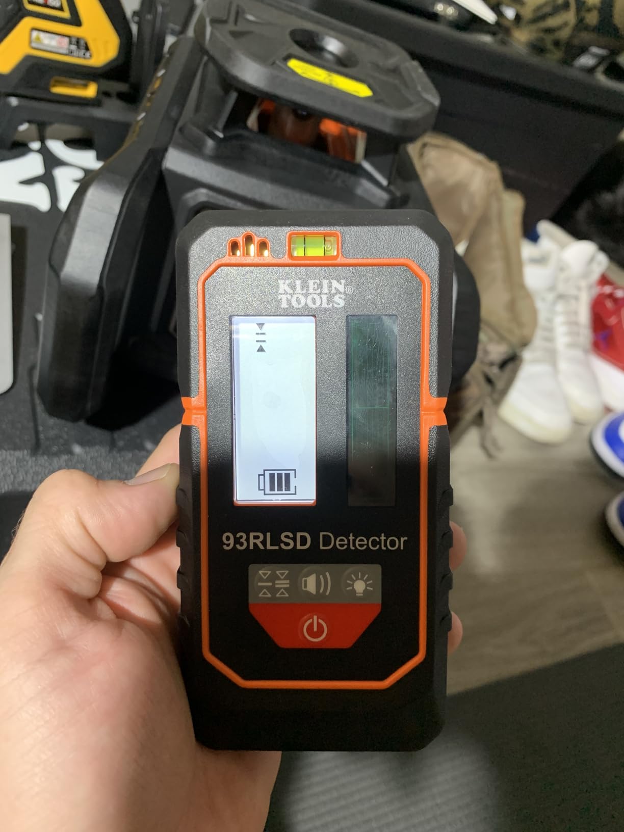 Klein Tools 93RLS Green Self-Leveling Rotary Laser Level Kit, 1150-Foot customer photo 2