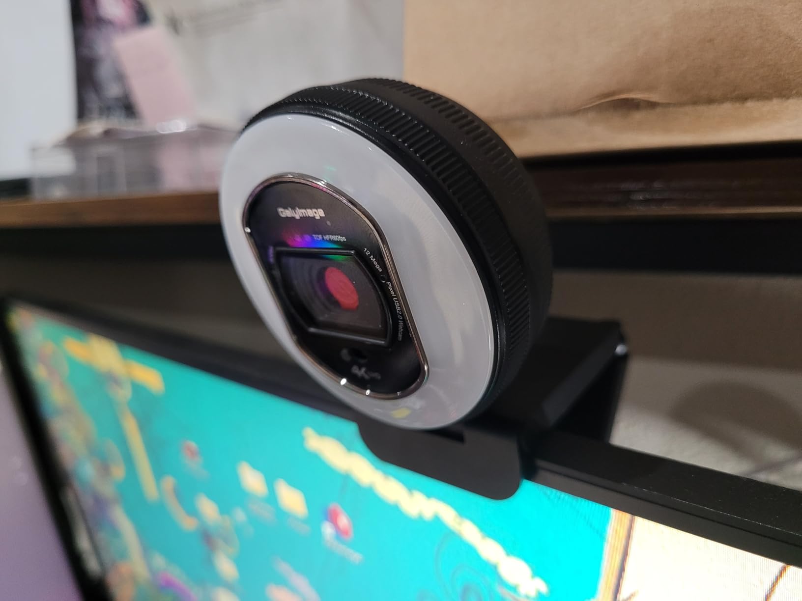 4K Webcam with Ring Light & Built-in Microphone for PC Streaming customer photo 1