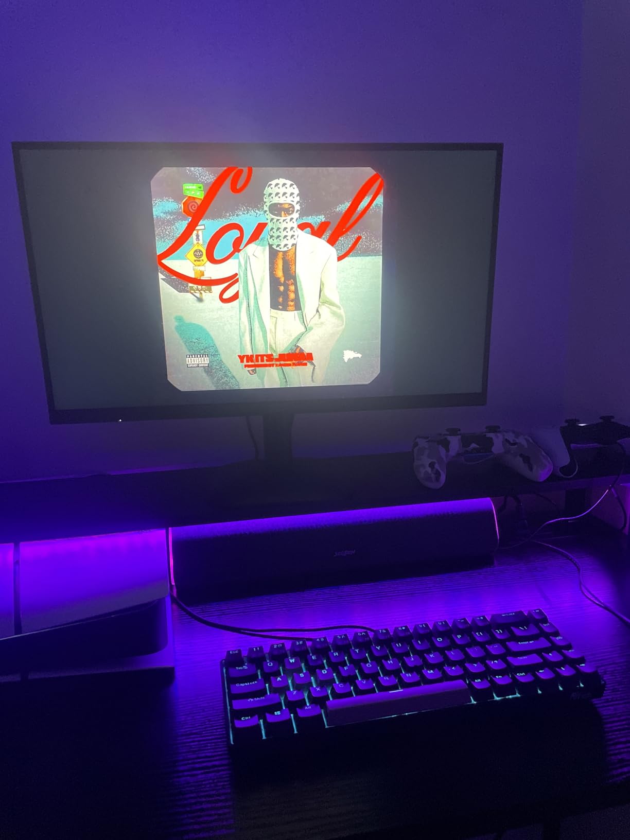 AOC 27 Inch Computer Monitor FHD 120Hz Fast IPS HDR, 27B35H3 customer photo 1