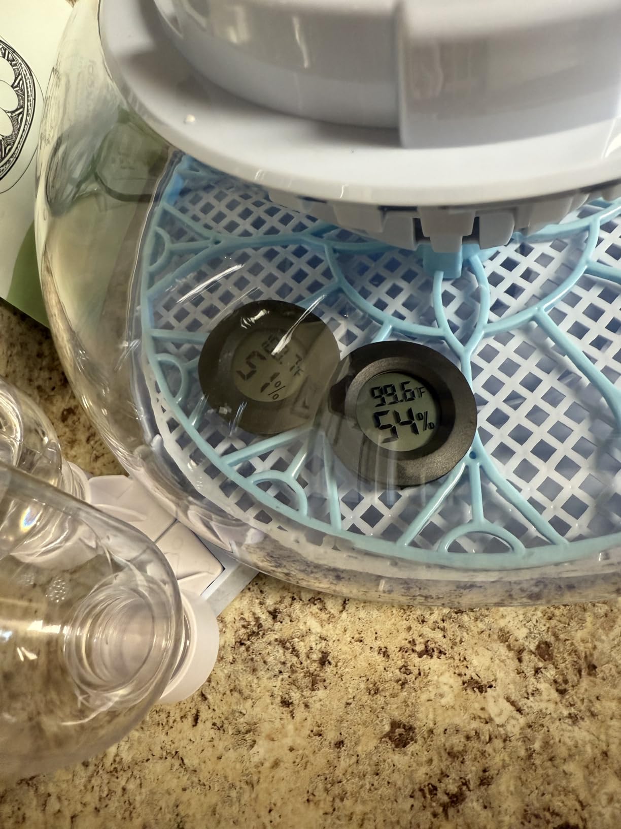 12 Egg Incubator with Automatic Egg Turning and Humidity Control – Egg Incubators for Hatching Eggs – Egg Candler, Water Bottle Refill, Air Vent, 360° View – Incubadora de Huevos de Gallina customer photo 1