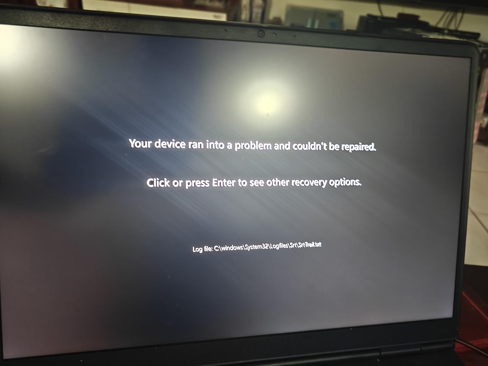 Alienware 16 Aurora Gaming Laptop, NVIDIA RTX 5060, Intel Core 7 240H customer photo 2