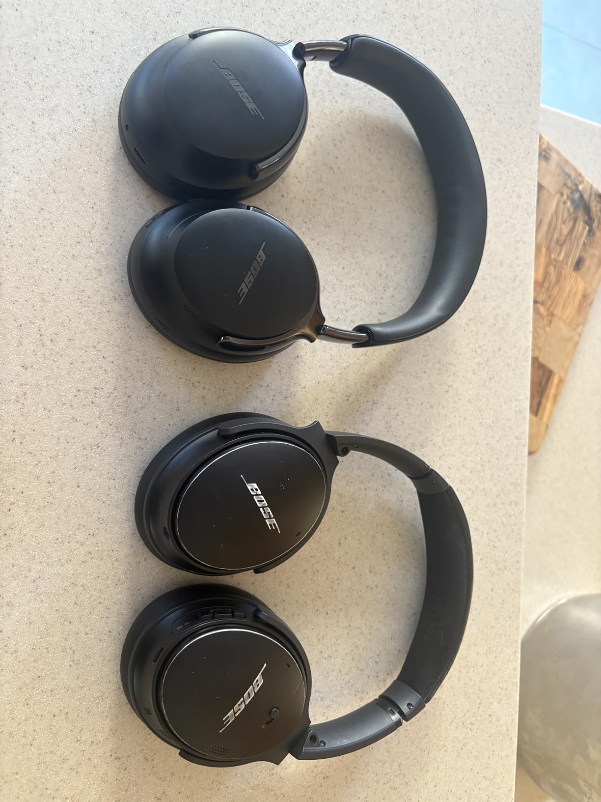 Bose QuietComfort Ultra Bluetooth Headphones (2nd Gen), Wireless Headphones with Spatial Audio, Over Ear Noise Cancelling with Mic, Up to 30 Hours of Play time, Black customer photo 2