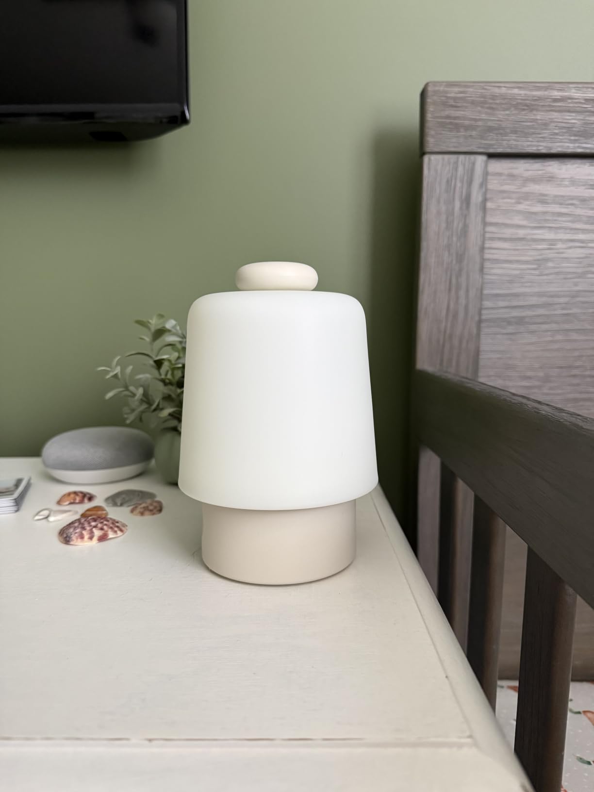 Hatch Baby Sound Machine & Night Light Routine Builder (Greige) customer photo 1
