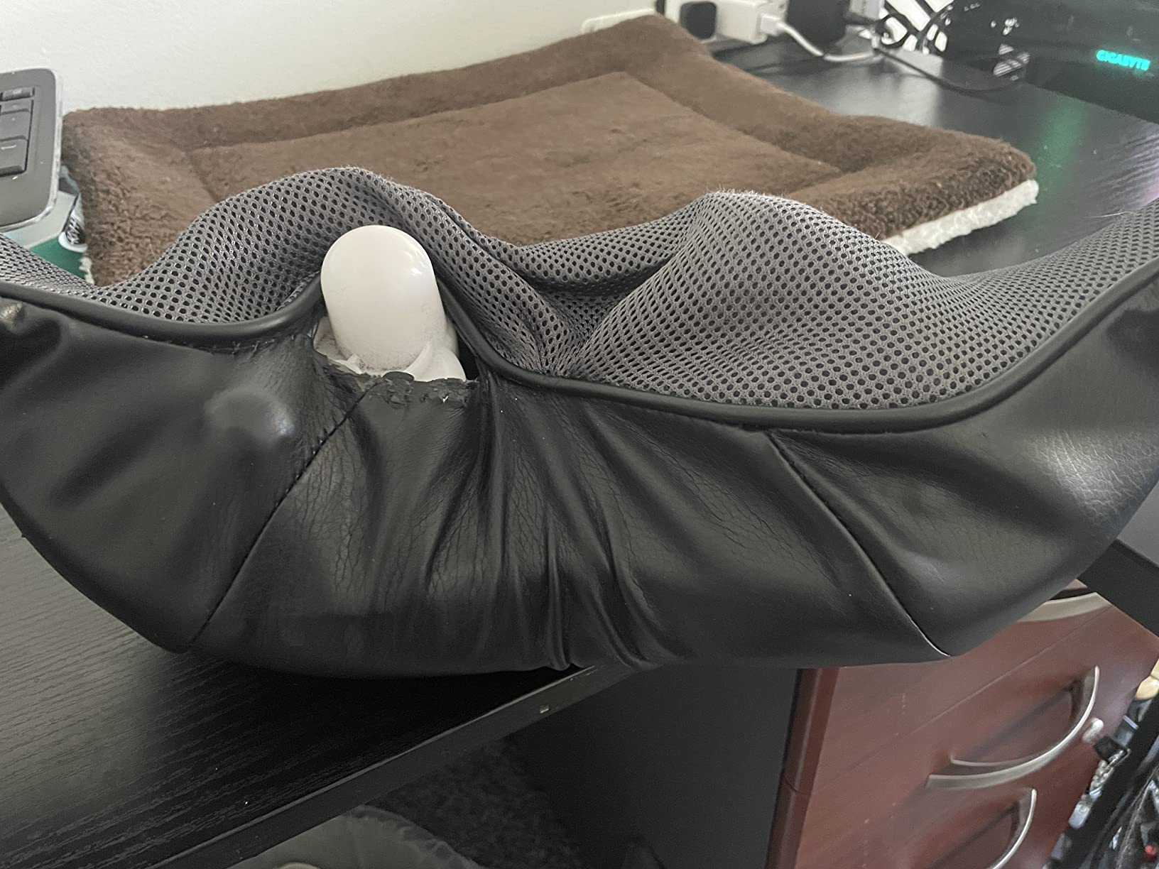 Nekteck Shiatsu Neck Massager with Heat, 2026 Upgraded Cordless Massage customer photo 2