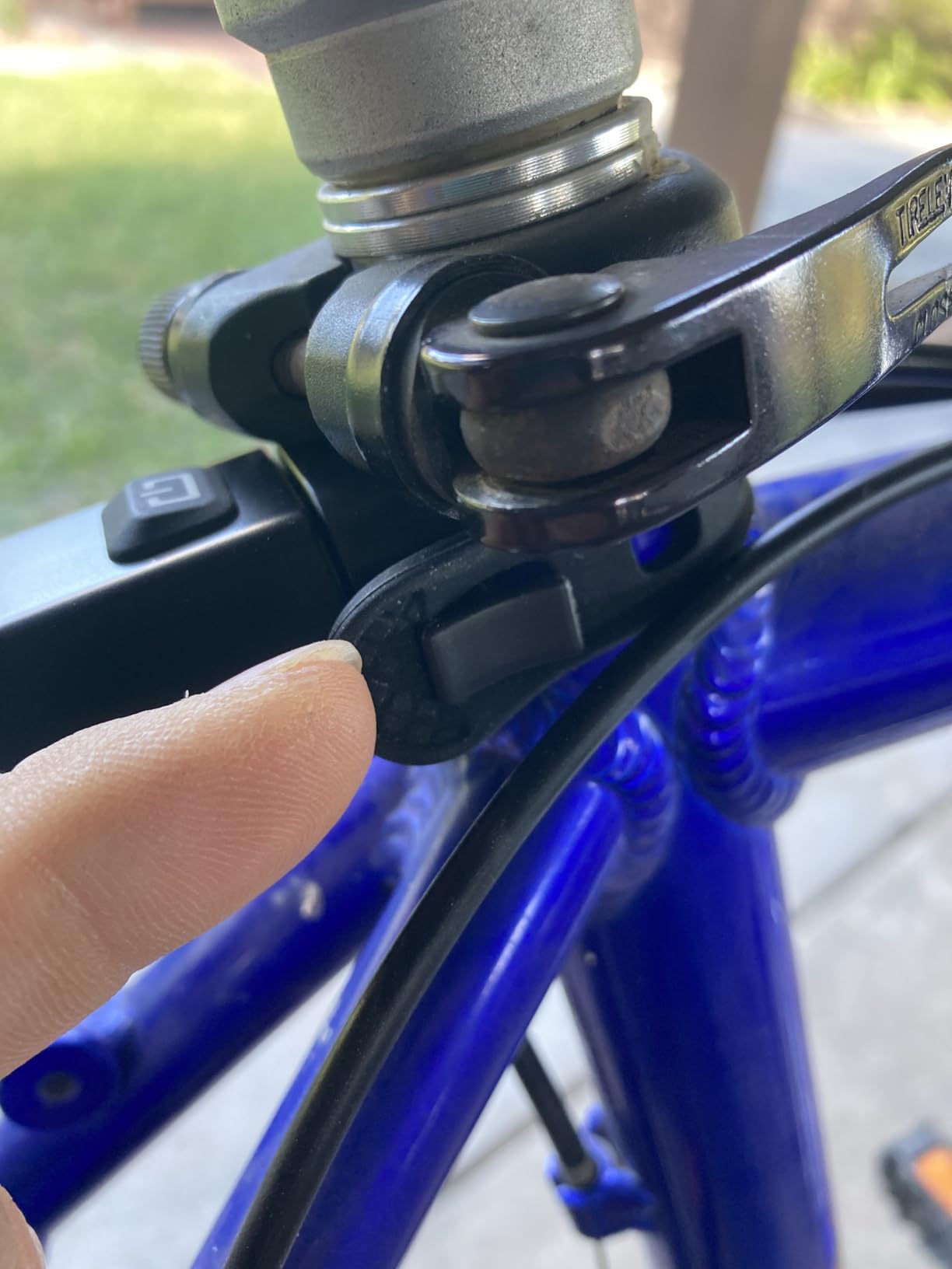 Zewdov High Lumen Super Bright Bike Lights for Night Riding, Adjustable Modes Bicycle Lights Front and Rear, Rechargeable & IP65 Waterproof Bike Headlight and Taillight Set for Cycling Electronics customer photo 2