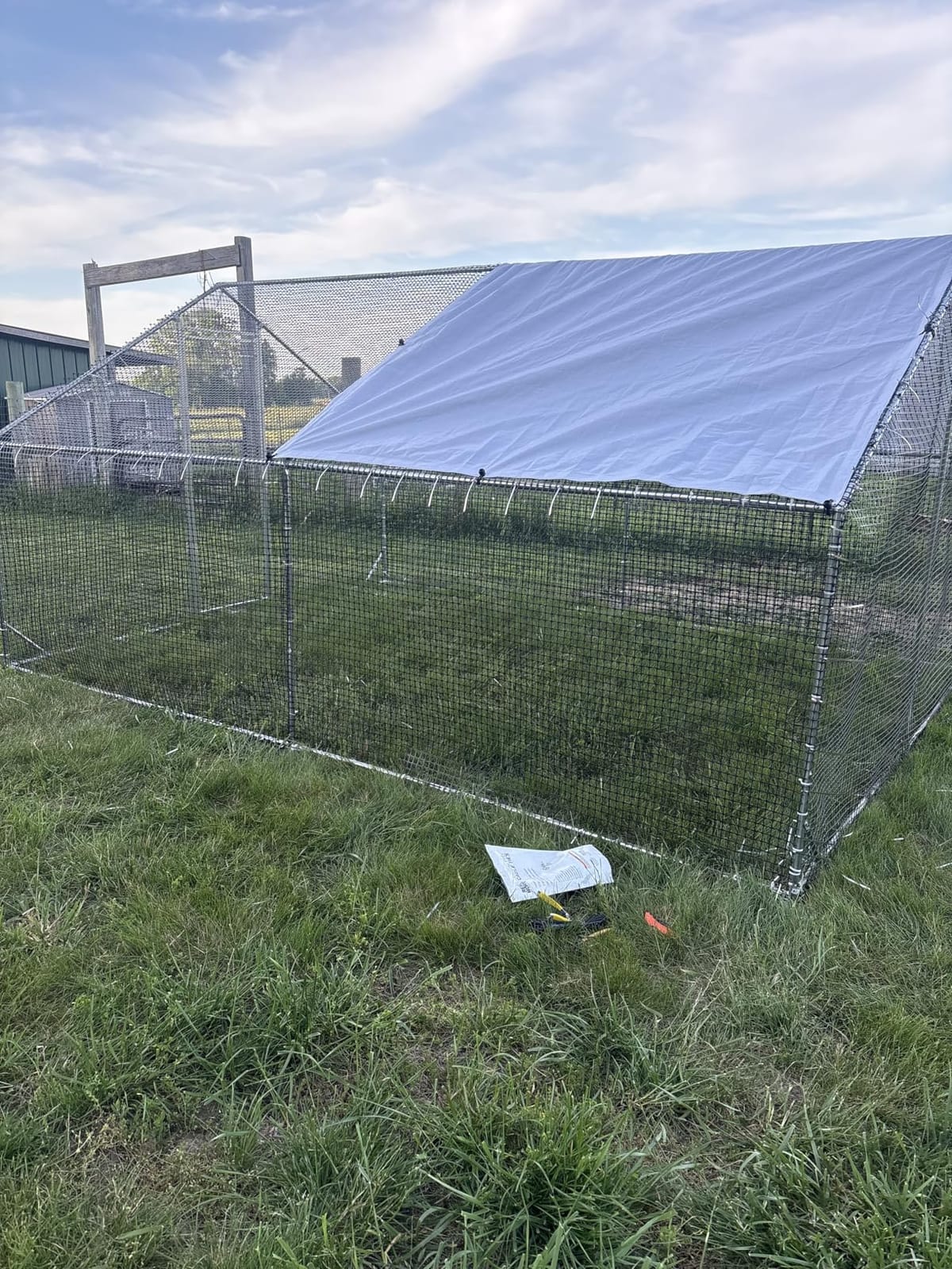 CAMMOO Walk in Chicken Coop, 9.8x6.6x6.6ft Chicken Run for Yard with Cover customer photo 2