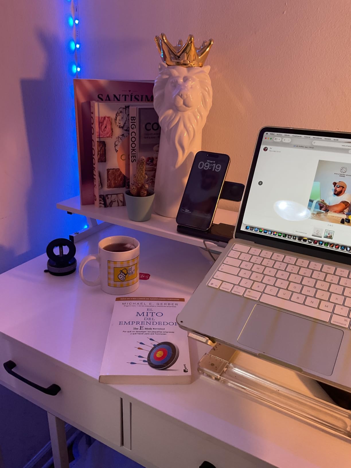 Apple 2026 MacBook Neo 13-inch Laptop with A18 Pro chip: Built for AI and Apple Intelligence, Liquid Retina Display, 8GB Unified Memory, 256GB SSD Storage, 1080p FaceTime HD Camera; Blush customer photo 2