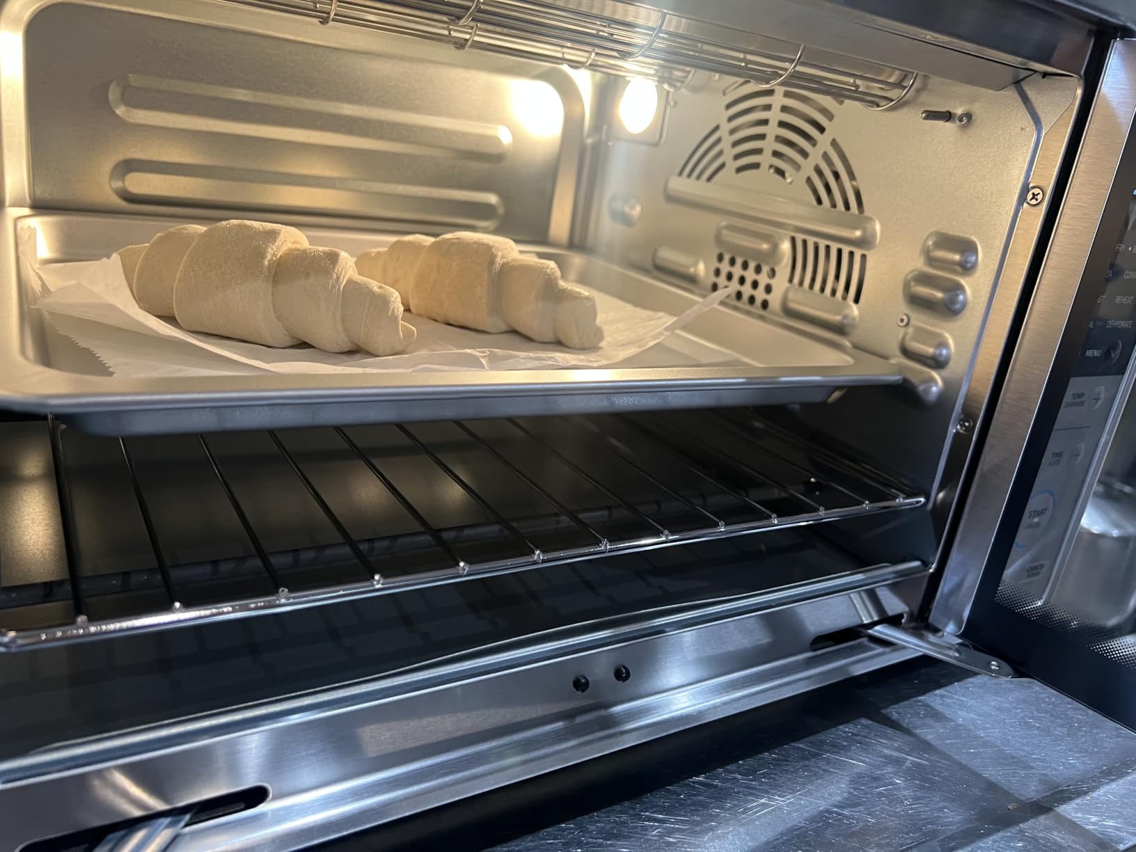 Midea Flexify Slim 8-in-1 French Door Toaster Oven Air Fryer Combo, 25QT customer photo 2