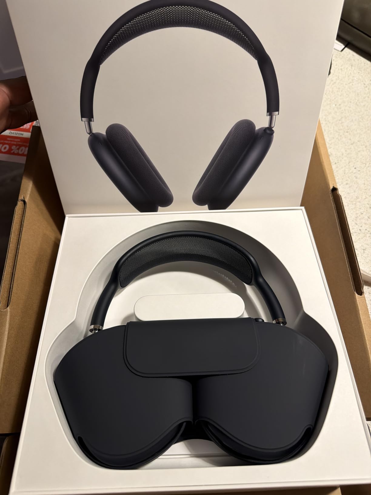 Apple AirPods Max 2 Wireless Over-Ear Headphones – Midnight customer photo 2