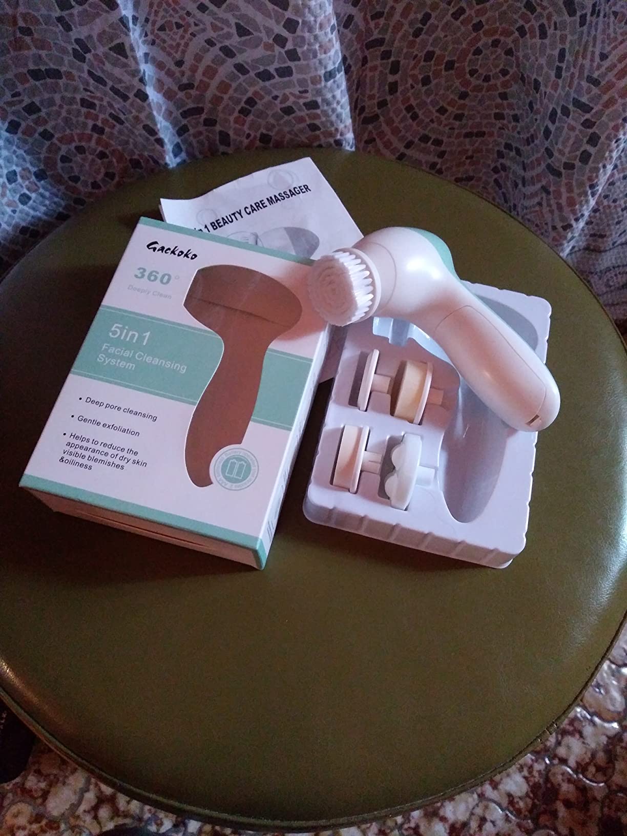 Blackhead Remover Pore Vacuum,with Nose Brush & Blackhead Needle Set, 3 Adjustable Suction Levels 5 Suction Power,5 Probes USB Rechargeable Pore Cleaner for Facial Deep Cleansing (Black) customer photo 1