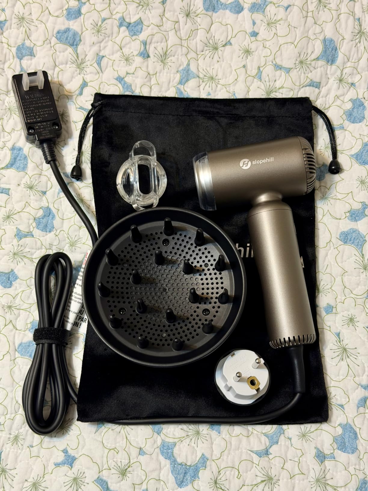 slopehill Dual Voltage Travel Hair Dryer, Lightweight Ionic Blow Dryer customer photo 1