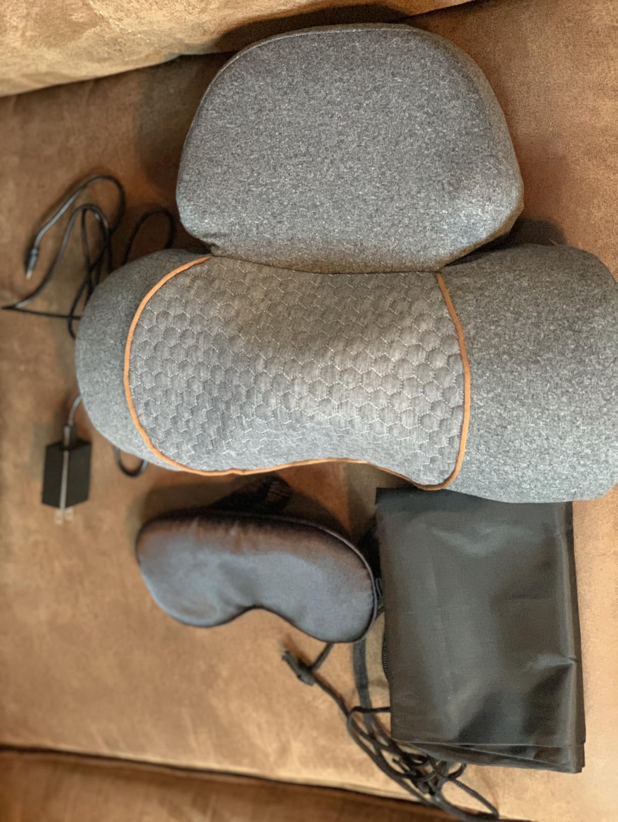 3 in-1 Cordless Neck Massager Pillow with Heat, Vibration, Remote Control customer photo 2